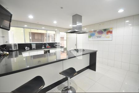 Casa à venda com 312m², 3 quartos e 2 vagasCozinha