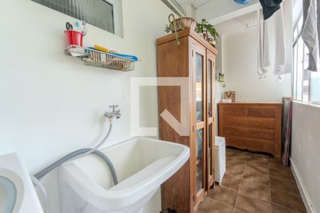 Apartamento à venda com 90m², 2 quartos e 1 vagaÁrea de Serviço