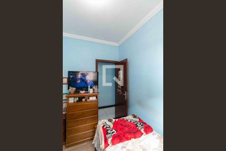 Casa à venda com 200m², 4 quartos e 2 vagas Casa à venda com 200m², 4 quartos e 2 vagasQuarto 2