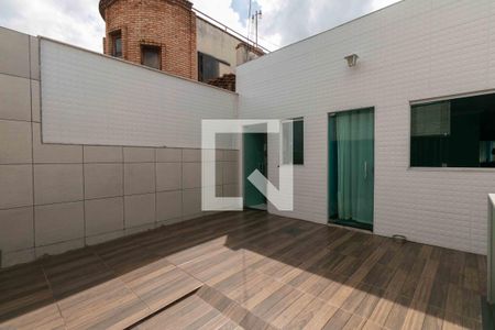 Casa à venda com 200m², 4 quartos e 2 vagas Casa à venda com 200m², 4 quartos e 2 vagasGaragem