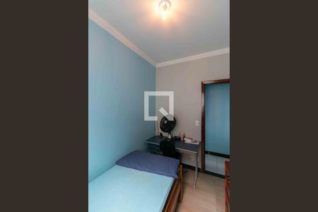 Casa à venda com 200m², 4 quartos e 2 vagas Casa à venda com 200m², 4 quartos e 2 vagasQuarto 3