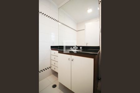 Apartamento à venda com 42m², 1 quarto e 1 vaga Apartamento à venda com 42m², 1 quarto e 1 vagaBanheiro da Suíte