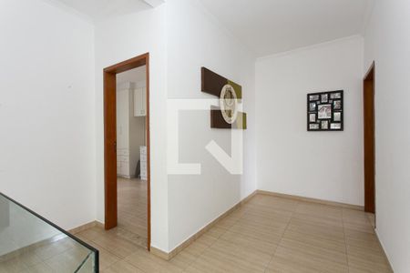 Casa para alugar com 250m², 3 quartos e 4 vagasCorredor