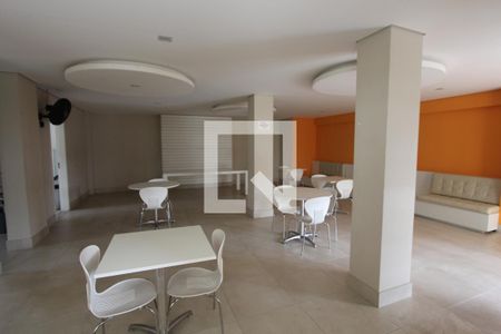 Apartamento para alugar com 59m², 2 quartos e 1 vagaÁrea comum