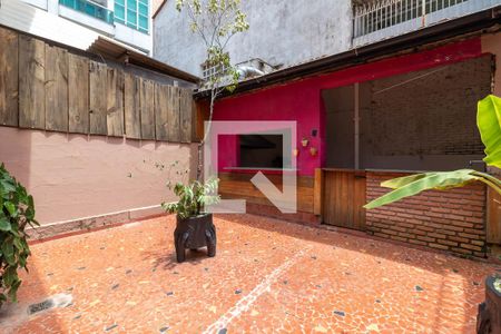 Casa para alugar com 192m², 3 quartos e 1 vaga Casa para alugar com 192m², 3 quartos e 1 vagaQuintal