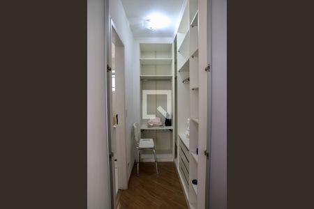 Apartamento à venda com 84m², 3 quartos e 2 vagasCloset da suíte