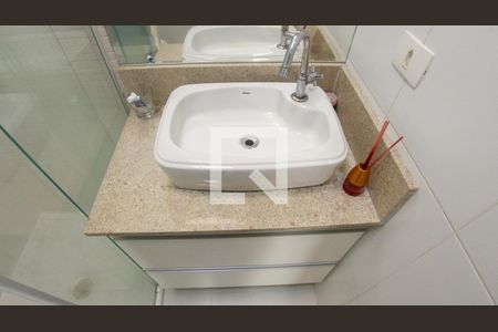 Casa de condomínio para alugar com 80m², 3 quartos e 2 vagas Casa de condomínio para alugar com 80m², 3 quartos e 2 vagasBanheiro 1
