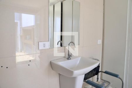 Casa à venda com 320m², 3 quartos e 4 vagas Casa à venda com 320m², 3 quartos e 4 vagasBanheiro externo