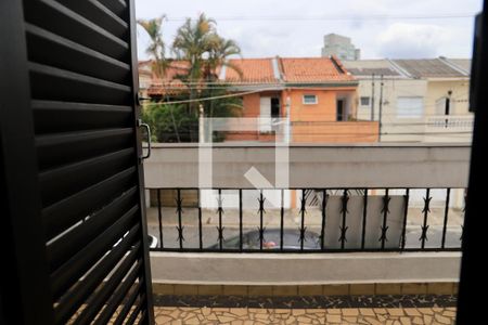 Casa à venda com 320m², 3 quartos e 4 vagas Casa à venda com 320m², 3 quartos e 4 vagasQuarto 2