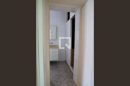 Casa à venda com 320m², 3 quartos e 4 vagas Casa à venda com 320m², 3 quartos e 4 vagasBanheiro da Suíte