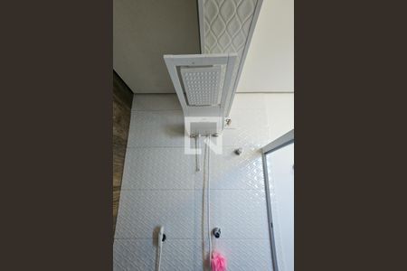 Apartamento para alugar com 300m², 3 quartos e 2 vagas Apartamento para alugar com 300m², 3 quartos e 2 vagasBanheiro da suíte 1