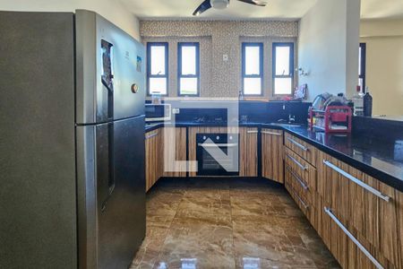 Apartamento para alugar com 300m², 3 quartos e 2 vagas Apartamento para alugar com 300m², 3 quartos e 2 vagasCozinha