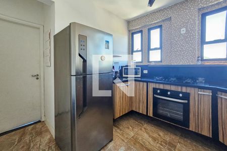 Apartamento para alugar com 300m², 3 quartos e 2 vagas Apartamento para alugar com 300m², 3 quartos e 2 vagasCozinha