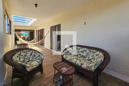 Apartamento para alugar com 300m², 3 quartos e 2 vagas Apartamento para alugar com 300m², 3 quartos e 2 vagasVaranda