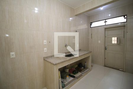 Apartamento à venda com 70m², 2 quartos e sem vagaCozinha