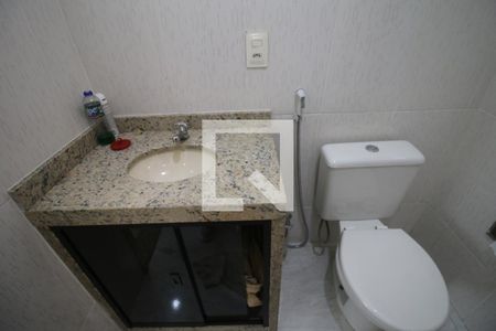 Apartamento à venda com 70m², 2 quartos e sem vagaBanheiro 