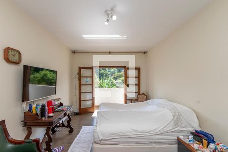 Casa para alugar com 400m², 3 quartos e 5 vagas Casa para alugar com 400m², 3 quartos e 5 vagasSuíte