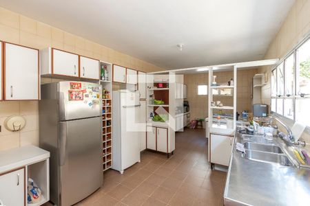 Casa para alugar com 400m², 3 quartos e 5 vagas Casa para alugar com 400m², 3 quartos e 5 vagasCozinha