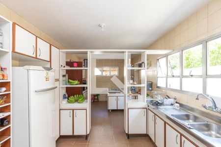 Casa para alugar com 400m², 3 quartos e 5 vagas Casa para alugar com 400m², 3 quartos e 5 vagasCozinha
