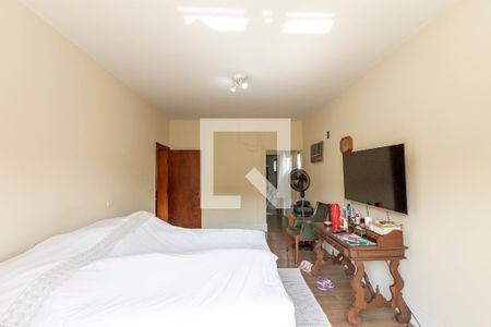 Casa para alugar com 400m², 3 quartos e 5 vagas Casa para alugar com 400m², 3 quartos e 5 vagasSuíte