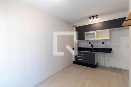 Apartamento à venda com 39m², 2 quartos e 1 vaga Apartamento à venda com 39m², 2 quartos e 1 vagaSala/Cozinha