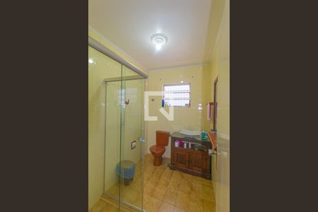 Casa à venda com 320m², 3 quartos e 3 vagas Casa à venda com 320m², 3 quartos e 3 vagasBanheiro 2