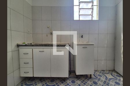 Apartamento para alugar com 85m², 2 quartos e sem vagaCozinha e Área de Serviço