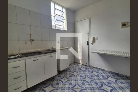 Apartamento para alugar com 85m², 2 quartos e sem vagaCozinha e Área de Serviço