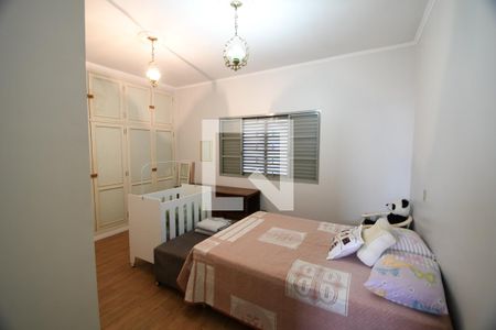 Casa à venda com 300m², 4 quartos e 3 vagasQuarto 1