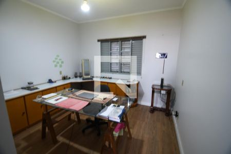 Casa à venda com 300m², 4 quartos e 3 vagasQuarto 2