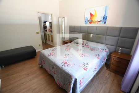 Casa à venda com 300m², 4 quartos e 3 vagasQuarto 4 - Suíte