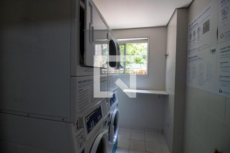 Apartamento à venda com 132m², 3 quartos e 2 vagas Apartamento à venda com 132m², 3 quartos e 2 vagasLavanderia
