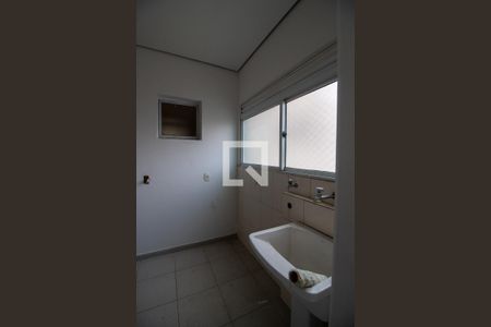 Apartamento à venda com 132m², 3 quartos e 2 vagas Apartamento à venda com 132m², 3 quartos e 2 vagasÁrea de Serviço