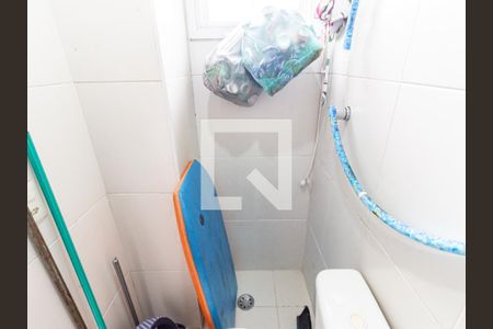 Apartamento à venda com 110m², 3 quartos e 3 vagas Apartamento à venda com 110m², 3 quartos e 3 vagasBanheiro de serviço