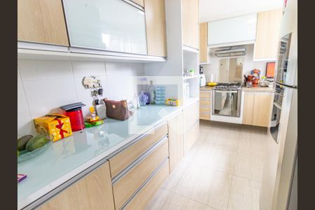 Apartamento à venda com 110m², 3 quartos e 3 vagas Apartamento à venda com 110m², 3 quartos e 3 vagasCozinha