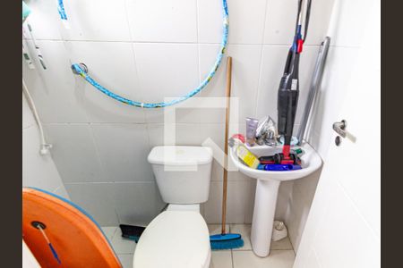 Apartamento à venda com 110m², 3 quartos e 3 vagas Apartamento à venda com 110m², 3 quartos e 3 vagasBanheiro de serviço