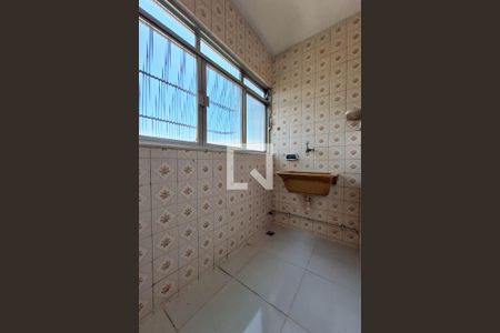 Apartamento à venda com 70m², 2 quartos e 1 vagaÁrea de Serviço