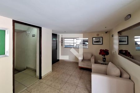 Apartamento à venda com 70m², 2 quartos e 1 vagaFachada