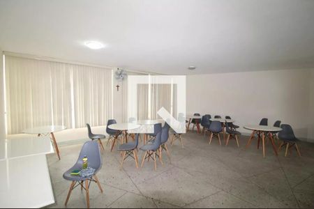 Apartamento à venda com 210m², 4 quartos e 2 vagasSalão de festas