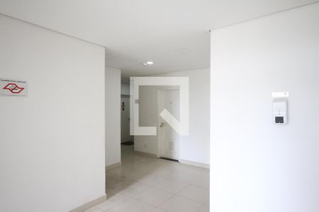 Apartamento para alugar com 111m², 2 quartos e 2 vagasHall