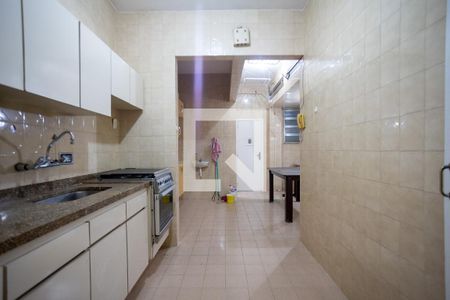 Apartamento à venda com 77m², 2 quartos e 1 vagaCozinha