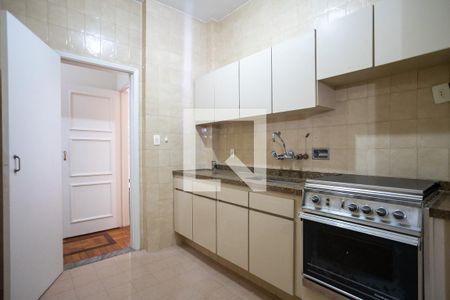 Apartamento à venda com 77m², 2 quartos e 1 vagaCozinha