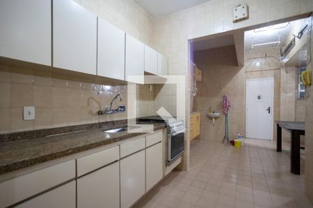 Apartamento à venda com 77m², 2 quartos e 1 vagaCozinha