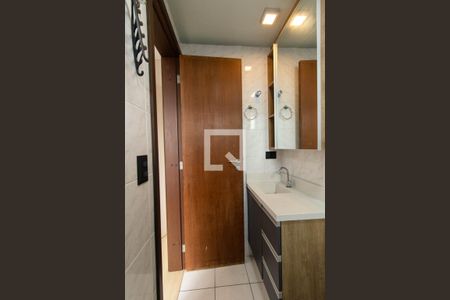 Apartamento para alugar com 28m², 1 quarto e sem vagaBanheiro da Suite