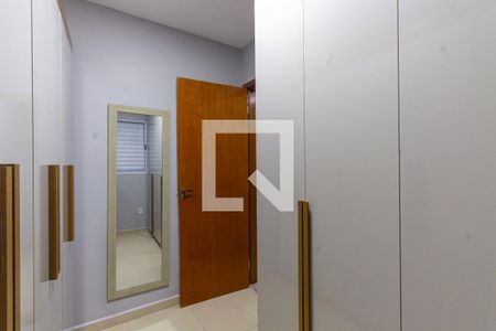 Quarto  de apartamento para alugar com 2 quartos, 45m² em Vila Esperança, São Paulo