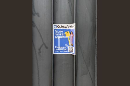 Casa à venda com 400m², 4 quartos e 4 vagas Casa à venda com 400m², 4 quartos e 4 vagasPlaca