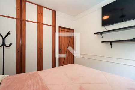 Casa à venda com 400m², 4 quartos e 4 vagas Casa à venda com 400m², 4 quartos e 4 vagasQuarto 3