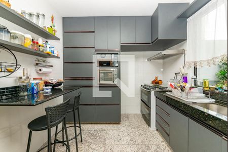 Apartamento à venda com 150m², 3 quartos e 4 vagasCozinha