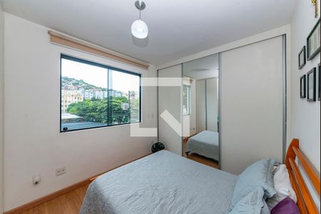 Apartamento à venda com 150m², 3 quartos e 4 vagasSuíte