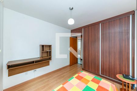 Apartamento à venda com 150m², 3 quartos e 4 vagasQuarto 2